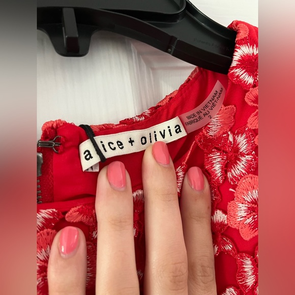 Alice+Olivia red lace dress - Picture 3 of 4